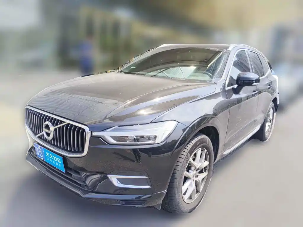 Volvo XC60 2021 T5 AWD Momentum