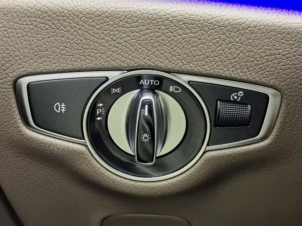 Mercedes-Benz E-Class 2023 Facelift E 300 L Sport Fashion фото 21
