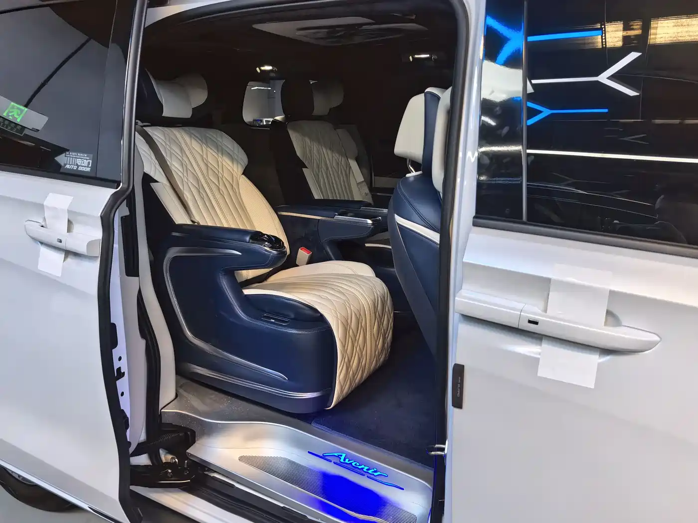 Buick GL8 2023 ES Landmaster 653T Smart Luxury Harmony Edition фото 13