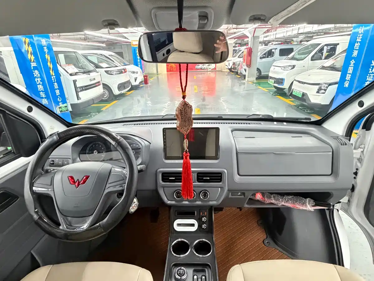Wuling Motors Wuling Yangguang 2026 2026 Model 440km Passenger Van Comfort Version (9-Seater)