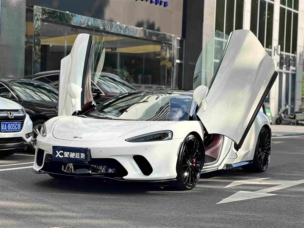 McLaren GT 2023 2023 4.0T Standard Model