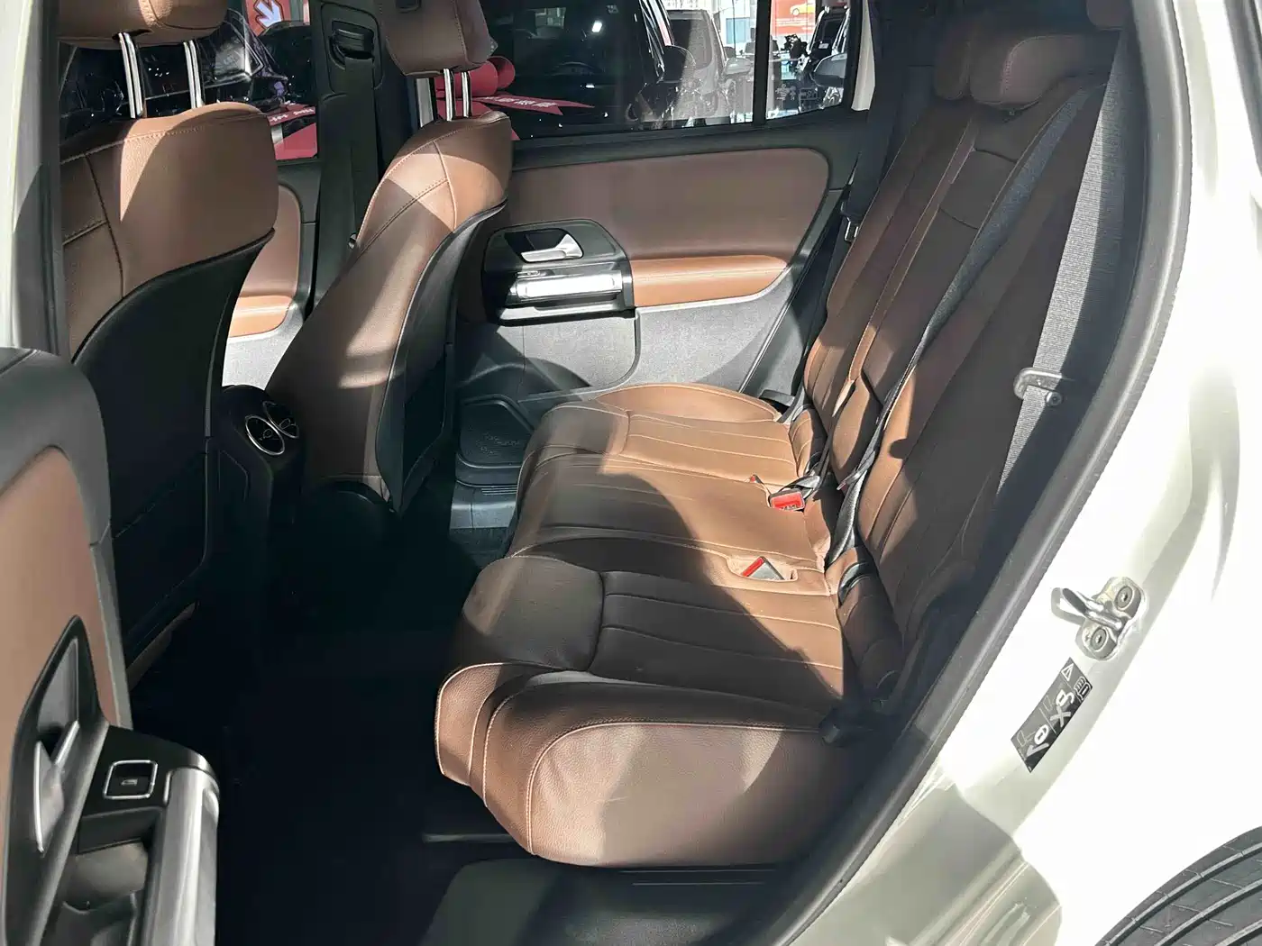 Mercedes-Benz GLB 2023 Facelift GLB 200 Dynamic фото 8