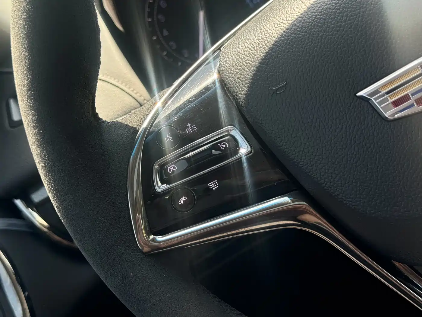 Cadillac ATS-L 2017 28T Technology фото 8