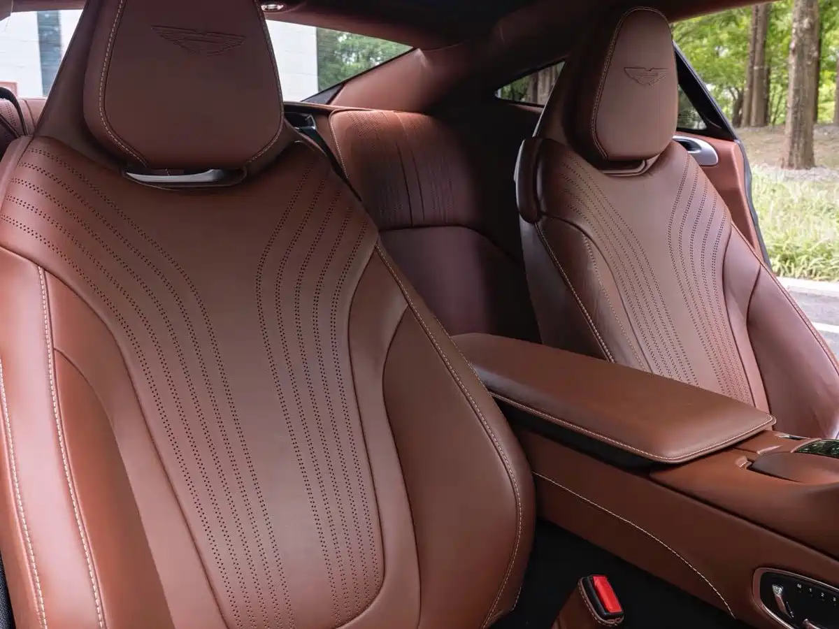 Aston Martin DB11 2018 2019 Model 4.0T V8 Coupe