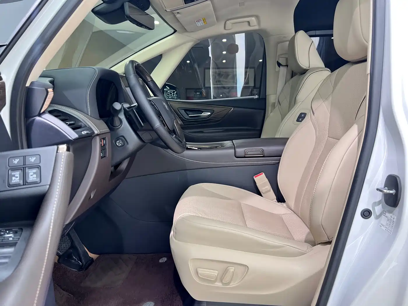 Toyota Alphard 2025 2024 Hybrid 2.5L Ultimate Enjoyment Edition