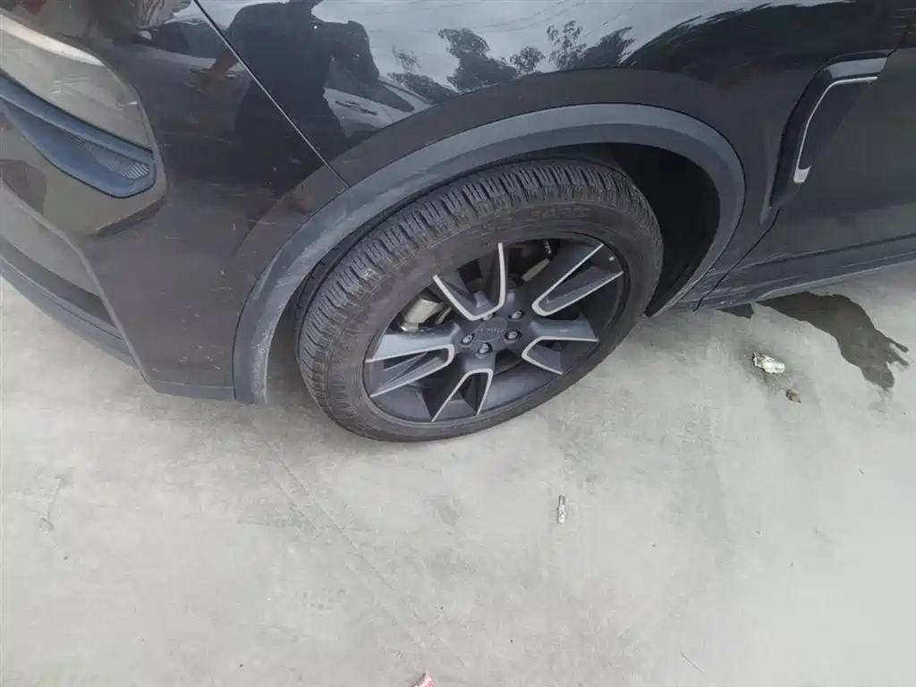 Lynk & Co 01 2021 2.0TD 2WD Pro фото 23