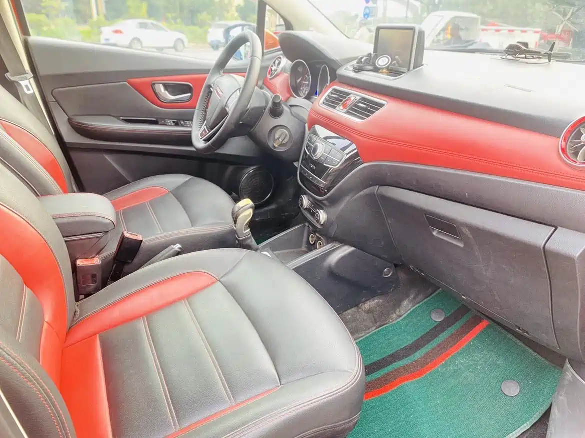 Haval H1 2015 1.5L AMT Luxury фото 9