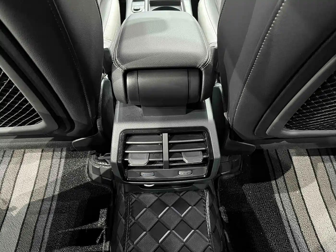 Audi Q3 2022 35 TFSI Fashion Dynamic фото 17
