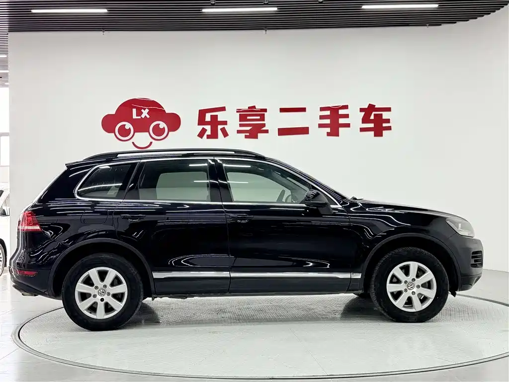 Volkswagen Touareg 2011 3.0TDI Diesel Standard фото 8