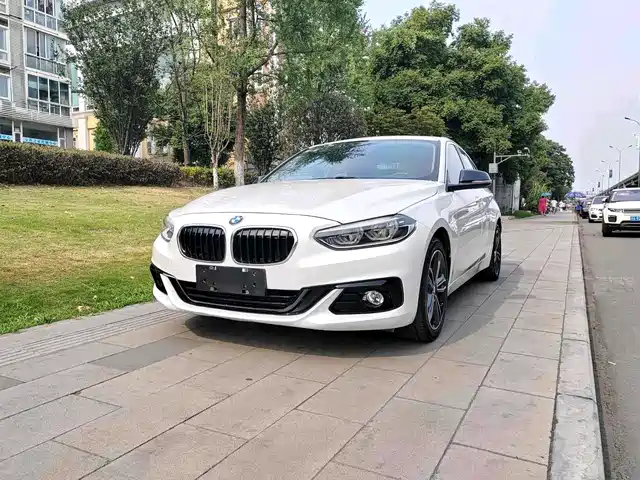  BMW BMW 1 Series 2019 118i Fashion Edition