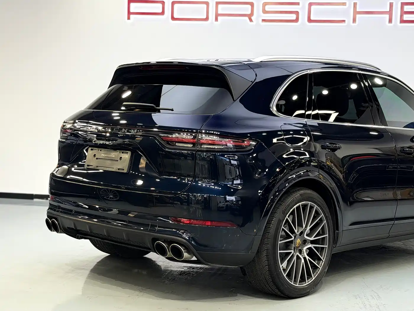 PORSCHE CAYENNE