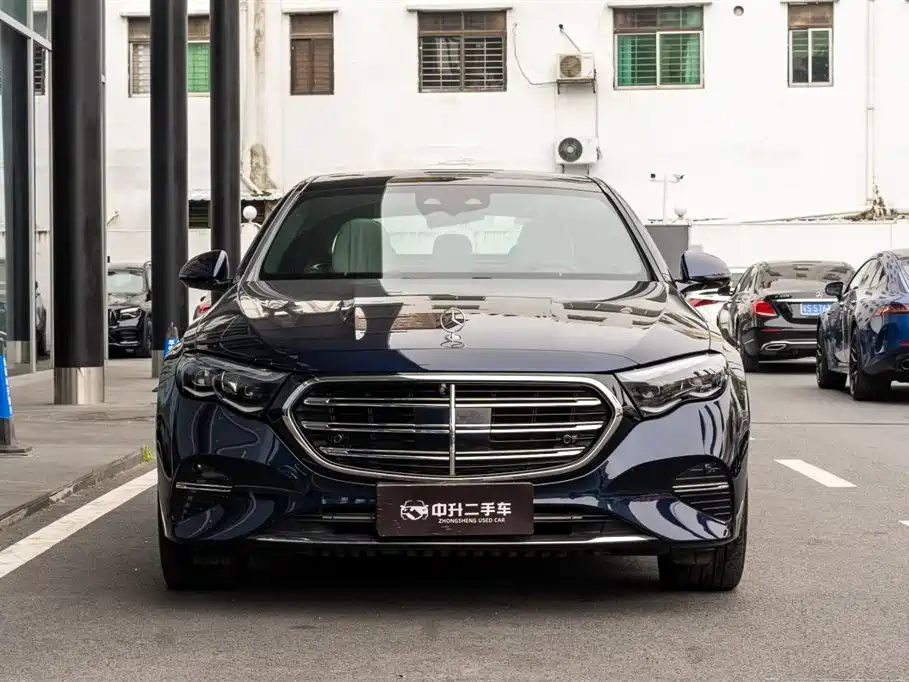Mercedes-Benz E-Class 2024 Model E 300 L Luxury фото 2