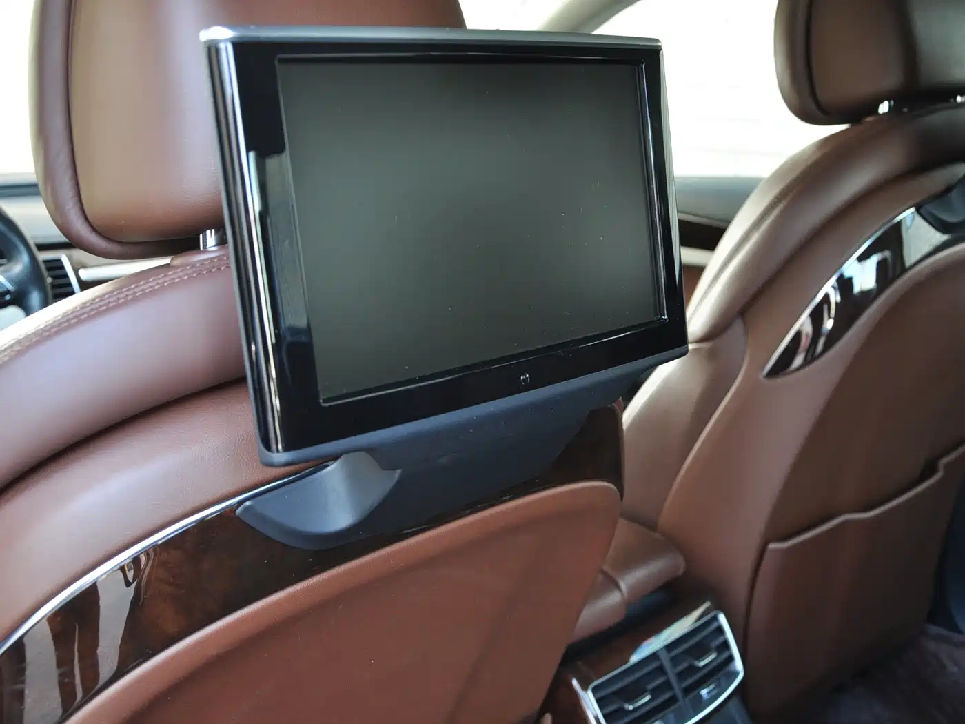 Audi A8 2013 A8L 55 TFSI quattro Luxury фото 14