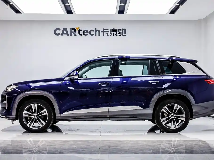 Audi Q6 2023 2023 45 TFSI quattro Uniform Cloud Yulin Package