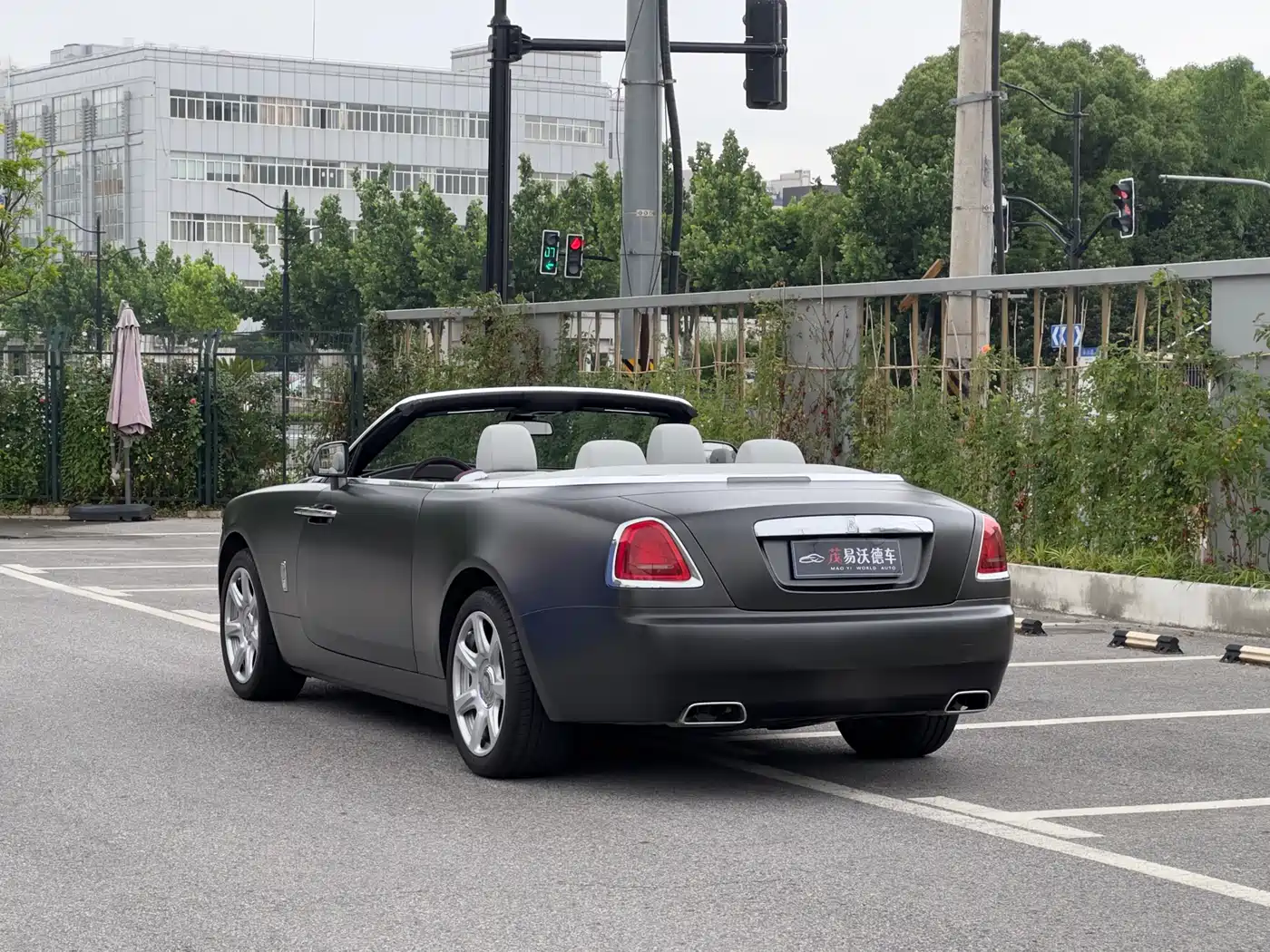 Rolls-Royce Dawn 2020 2018 6.6T Standard