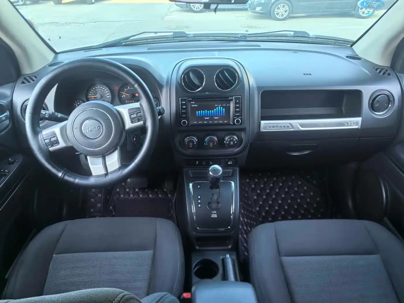 Jeep Compass (Import) 2015 2015 2.0L 2WD Sport