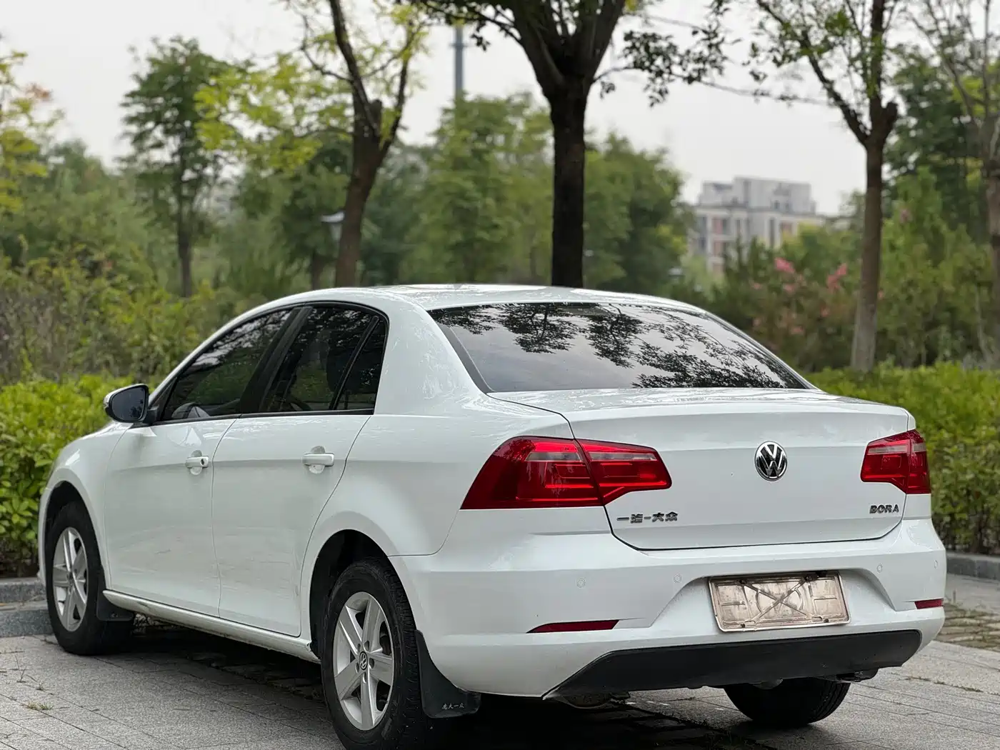 Volkswagen Bora 2014 2014 1.6L Automatic Fashion Edition
