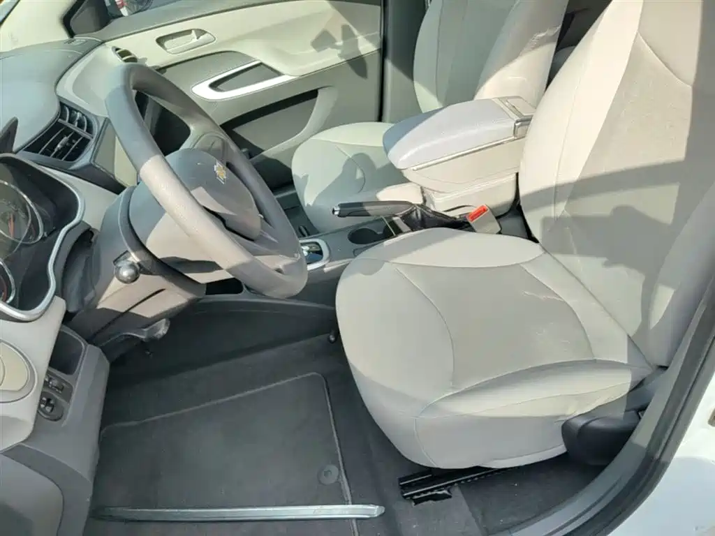 Chevrolet Sail 2017 2015 Sail 3 1.3L AMT Ideal Edition