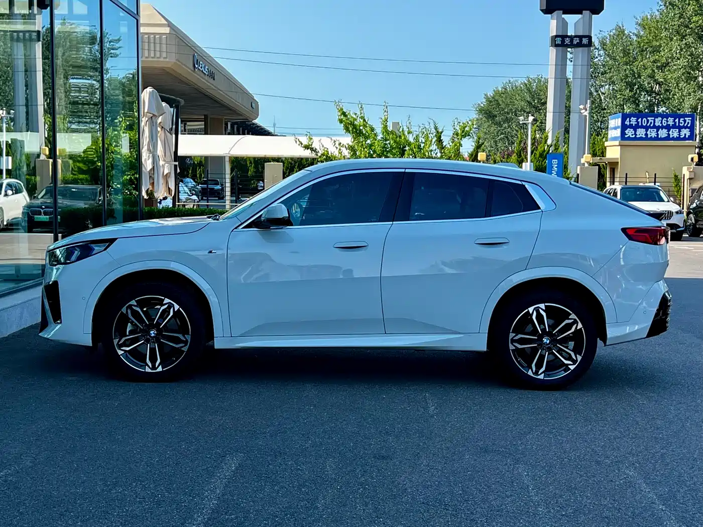 BMW X2 (Import) 2024 2024 sDrive25i M Sport Package