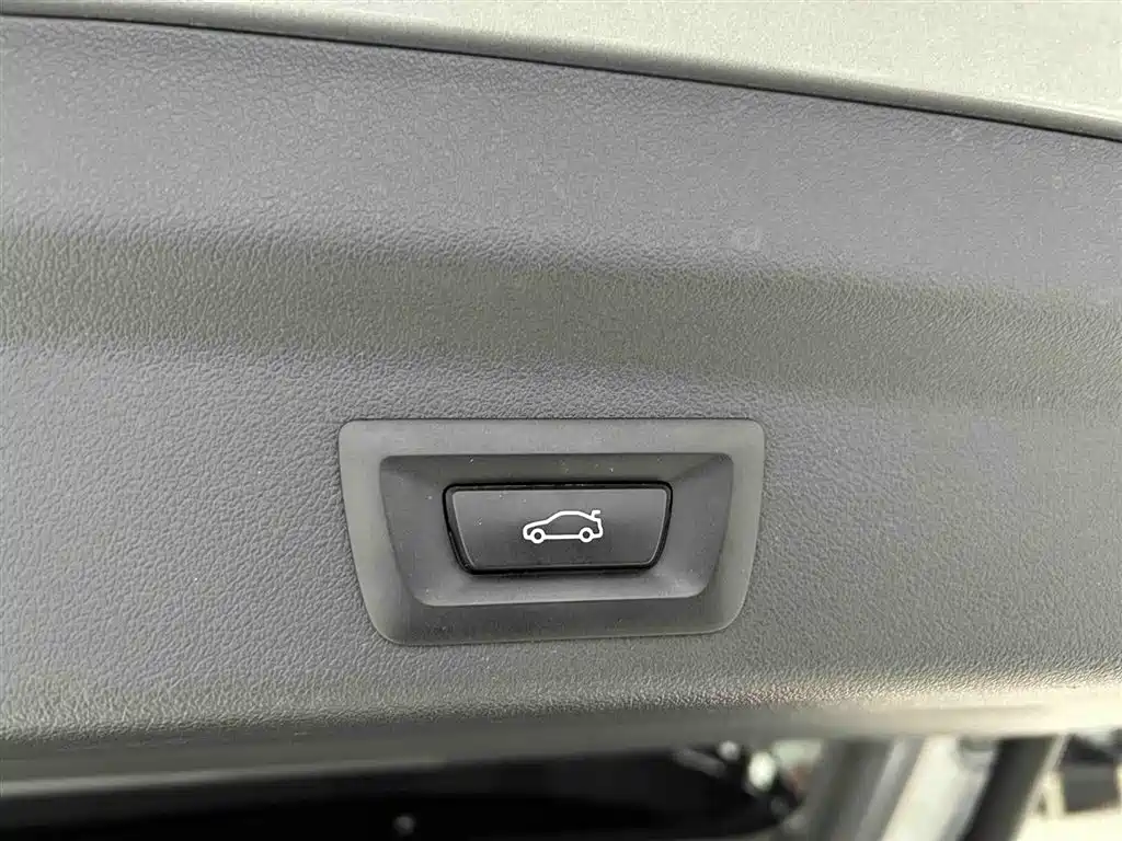 BMW X1 2023 sDrive20Li X Design Package фото 17