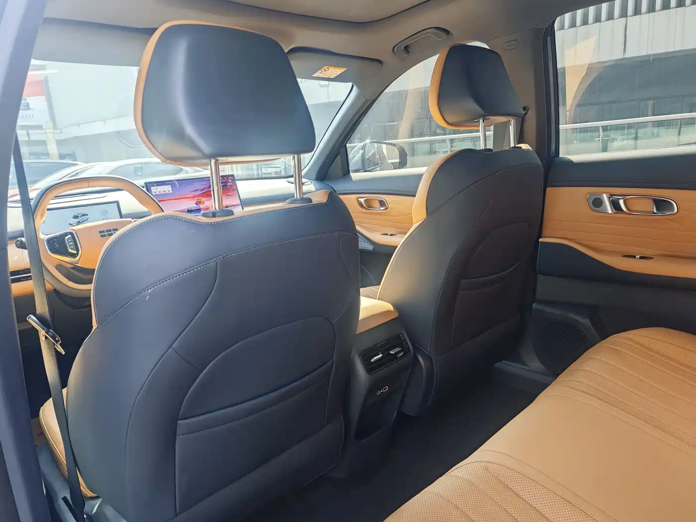 Geely Galaxy Galaxy Starship 7 EM-i 2025 120km Navigation Edition фото 19