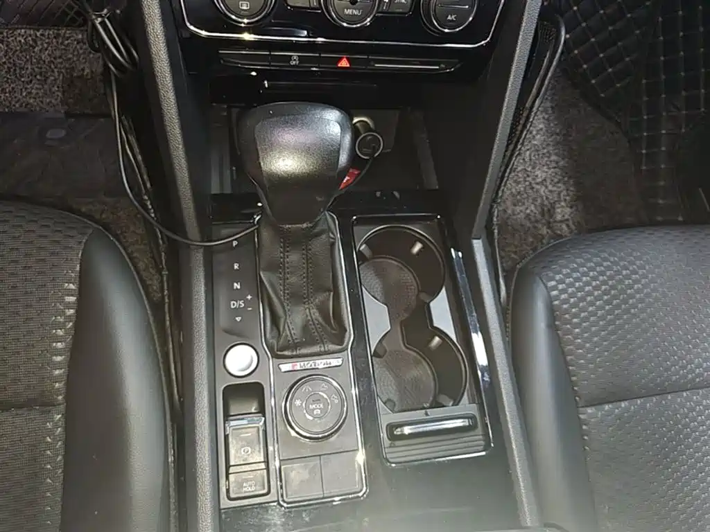 Volkswagen Teramont 2019 380TSI 4WD Comfort China VI фото 14