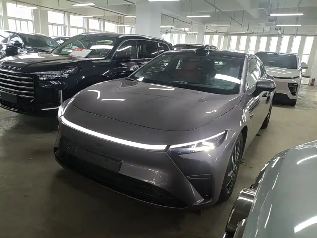 Exeed Exlantix ES 2025 Range Extender Max Urban Assist