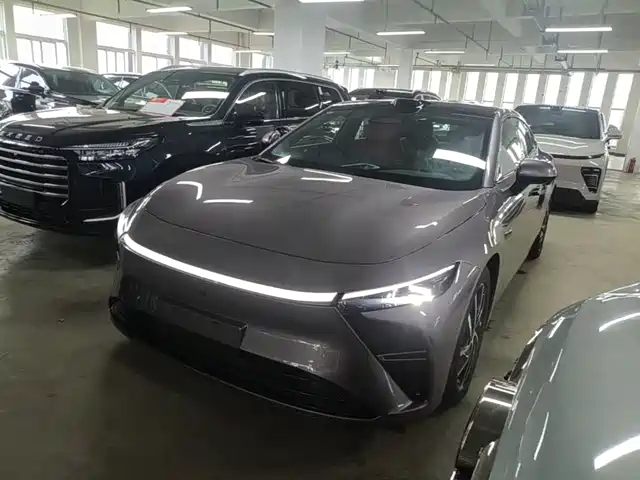  Exeed Exlantix ES 2025 Range Extender Max Urban Assist