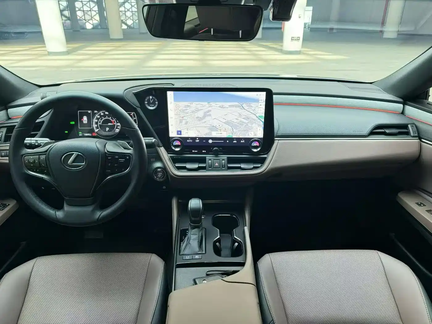 Lexus ES 2025 300h Ultimate Edition фото 5