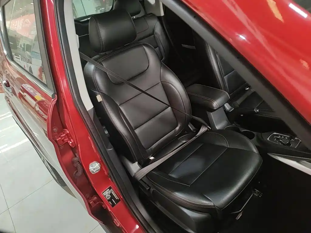 Changan CS35 2015 2015 1.6L Automatic Luxury (China IV)