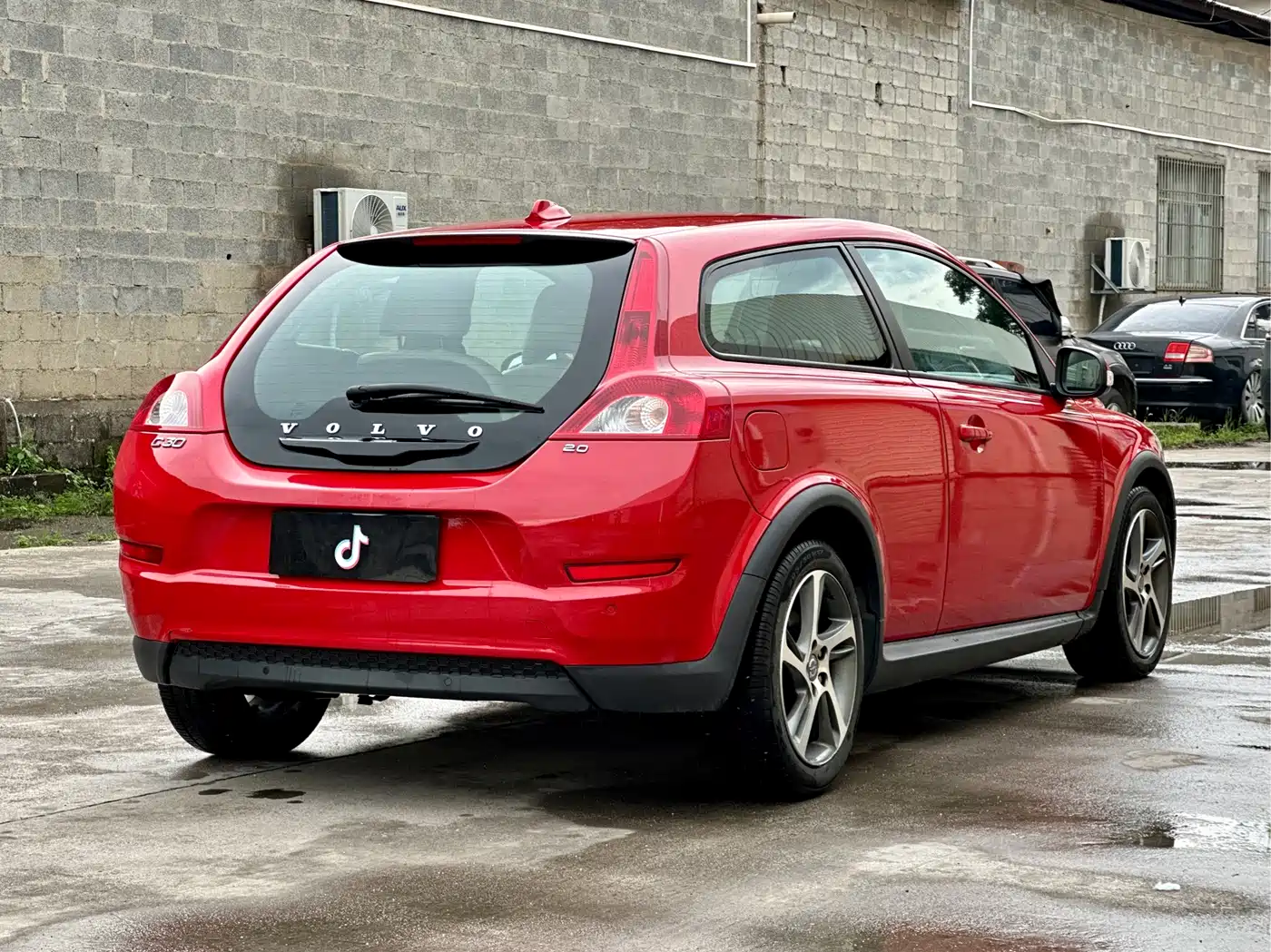 Volvo C30 2013 2013 2.0L Dynamic Edition