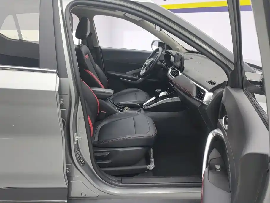 Baojun 510 2020 2019 1.5L CVT Superior Edition China VI