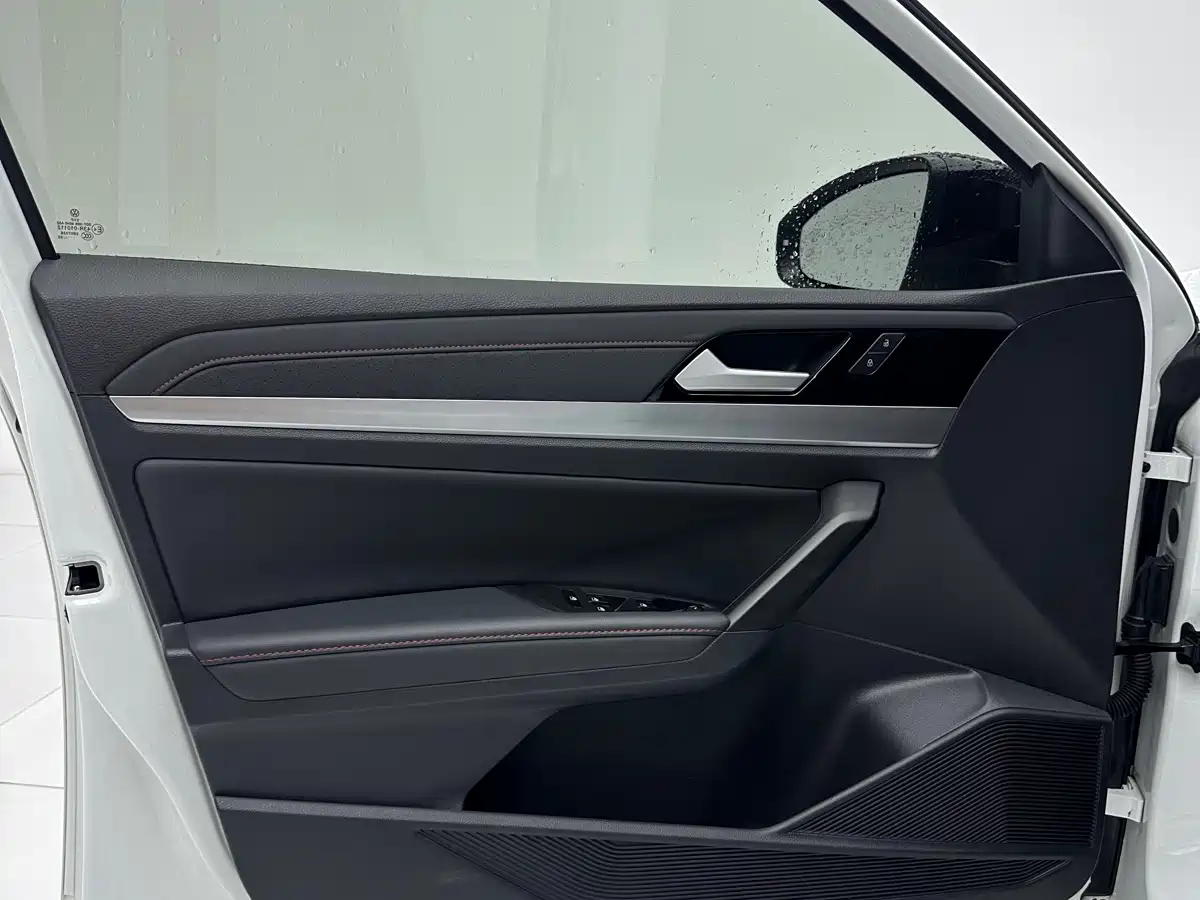 Volkswagen Lavida 2023 280TSI DSG Starlight Comfort Edition фото 14
