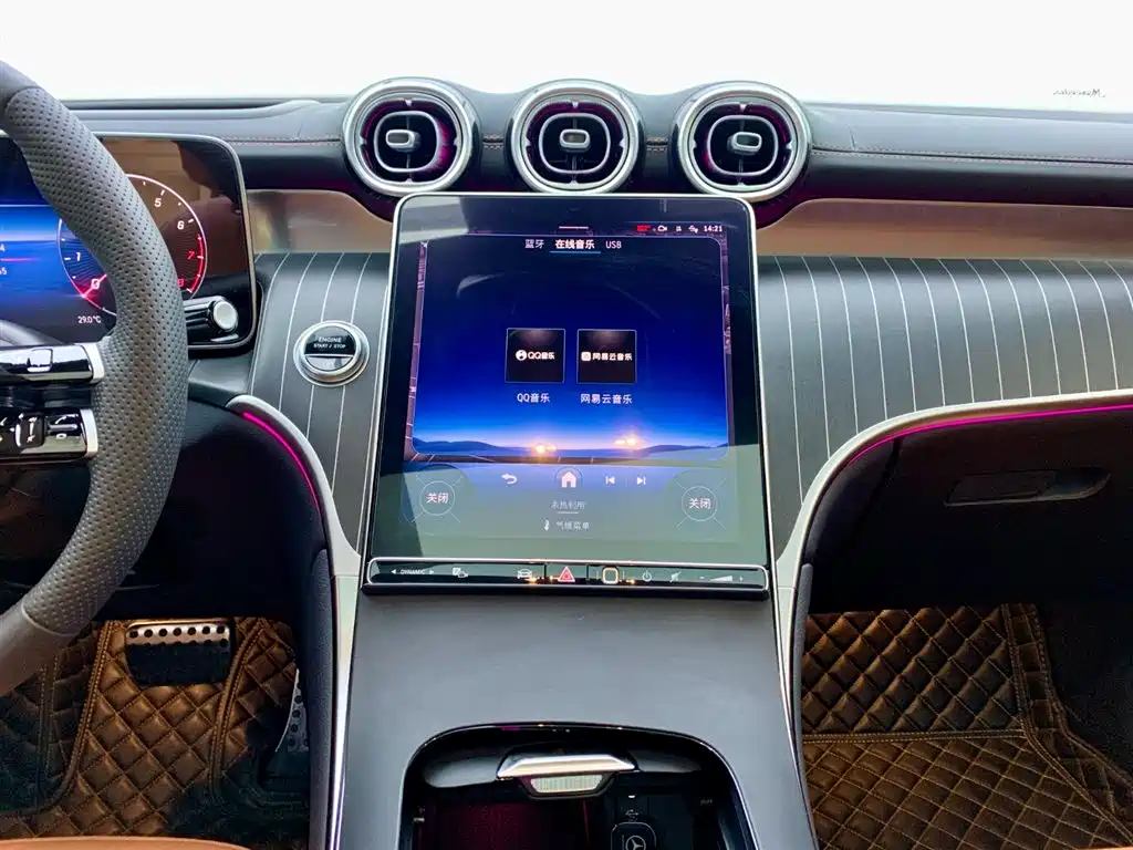 Mercedes-Benz GLC 2024 GLC 300 L 4MATIC Luxury 5-seater фото 24