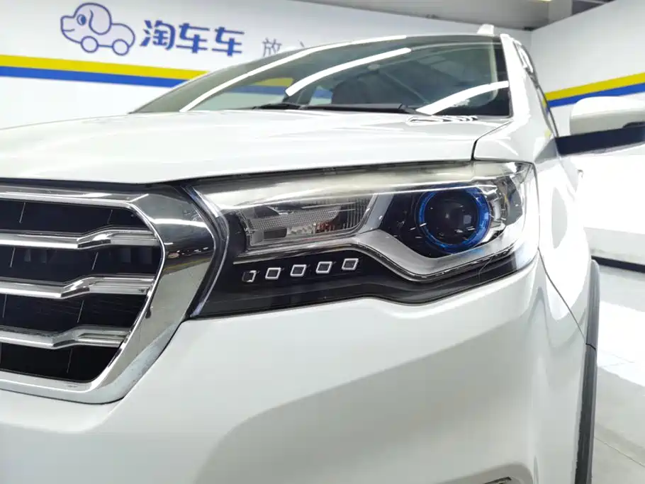 Haval H1 2015 2015 1.5L AMT Luxury