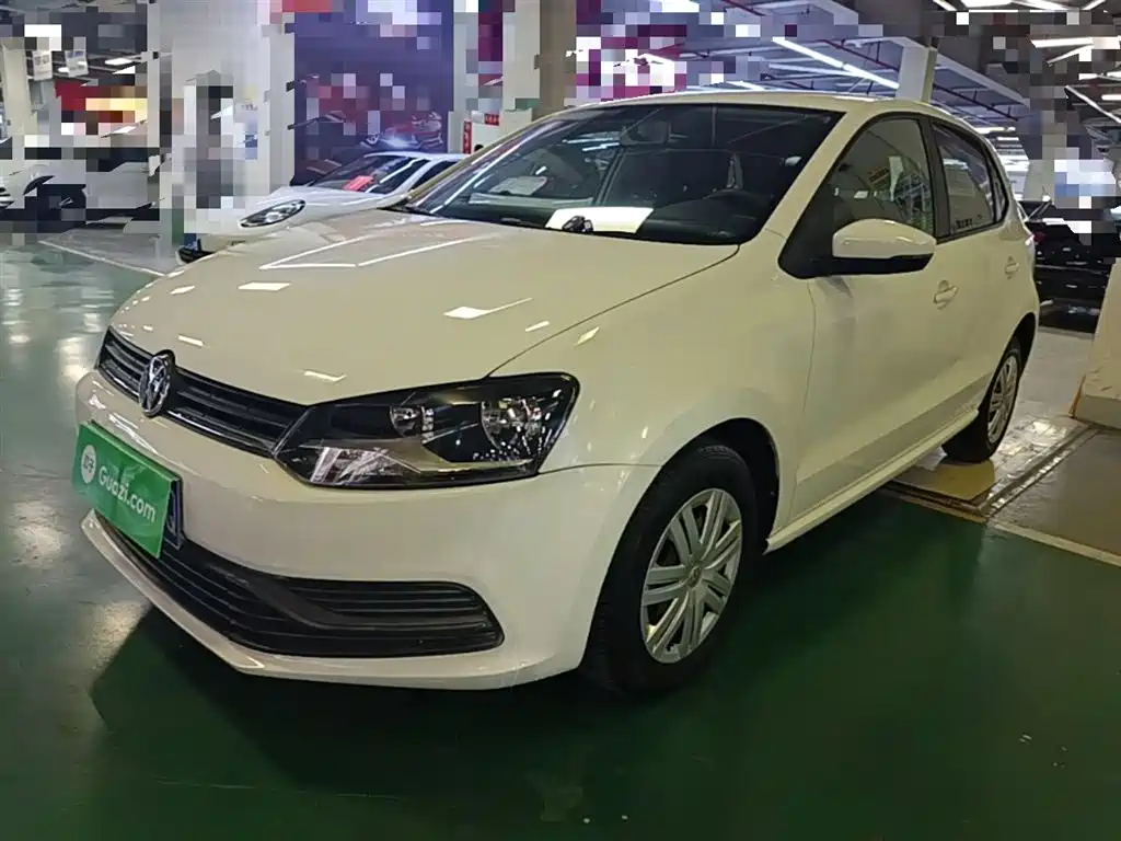 Volkswagen Polo 2016 1.4L Automatic Trend фото 2