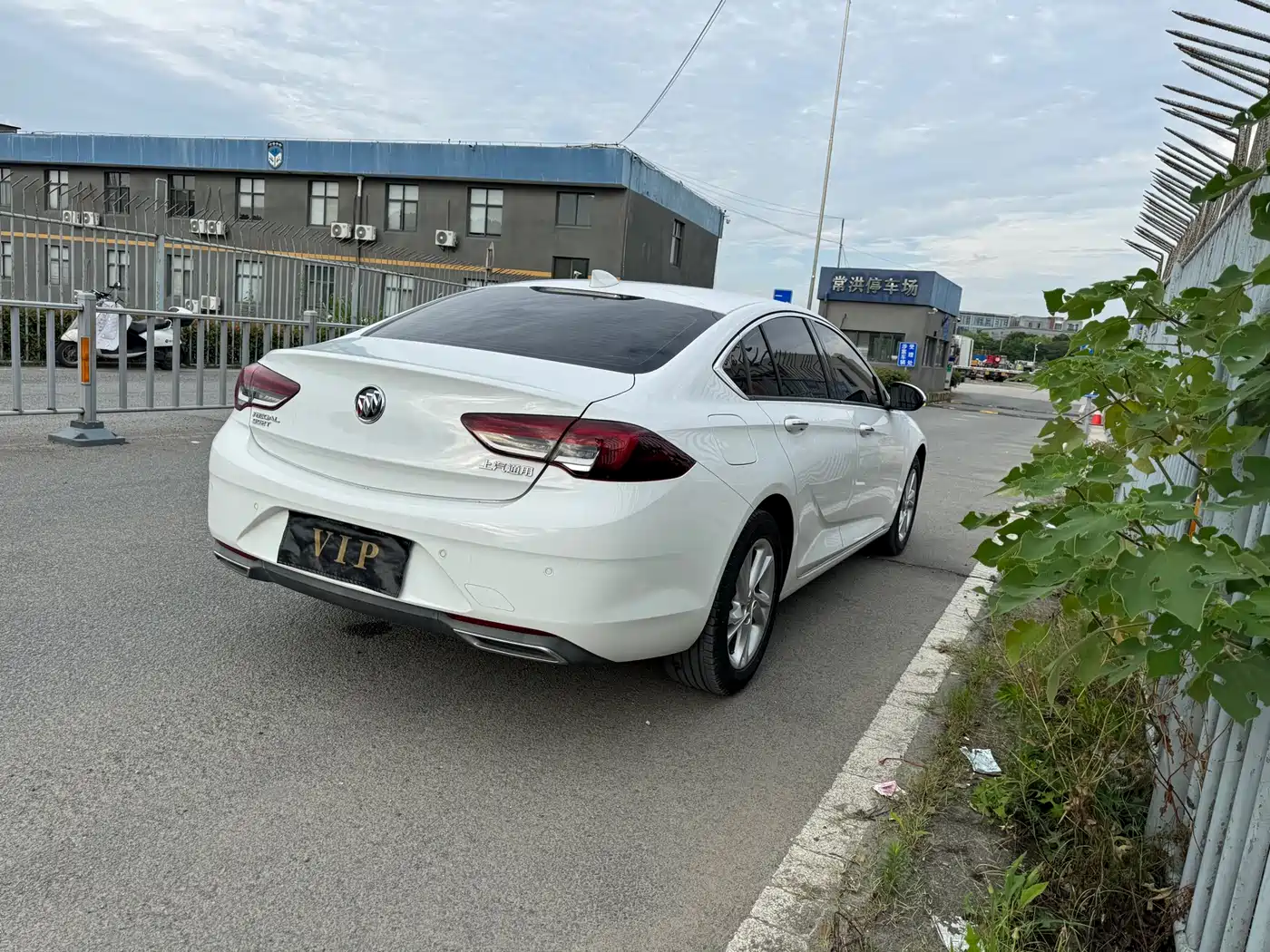 BUICK REGAL