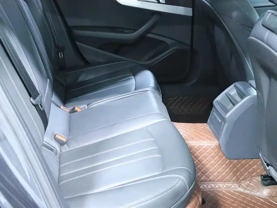 Audi A4L, миниатюра 6
