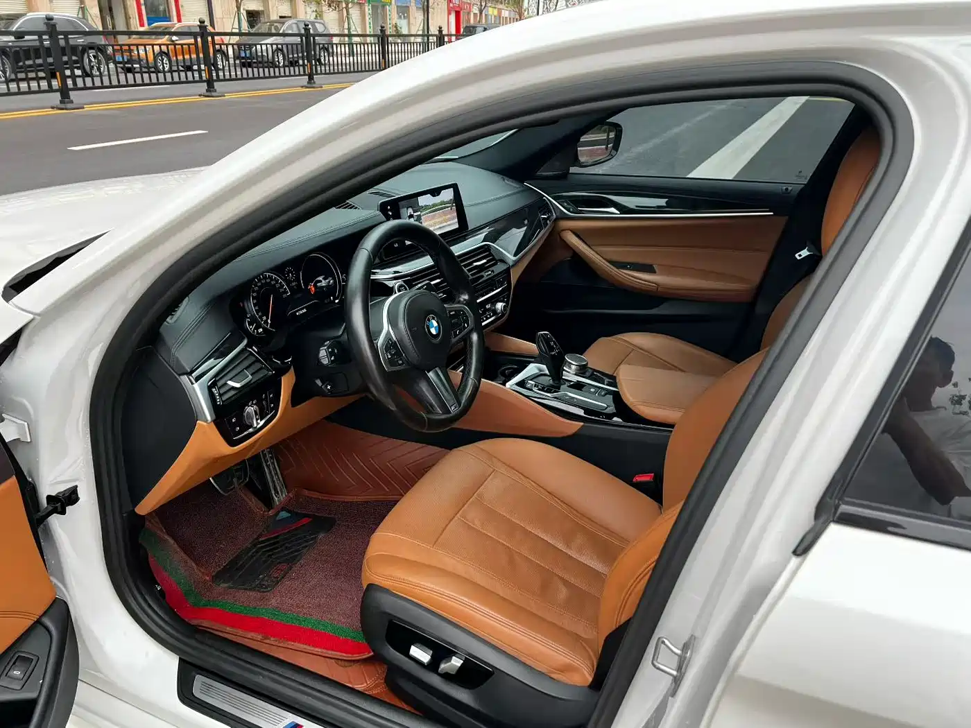 BMW 5 Series 2018 530Li Premium M Sport Package фото 5