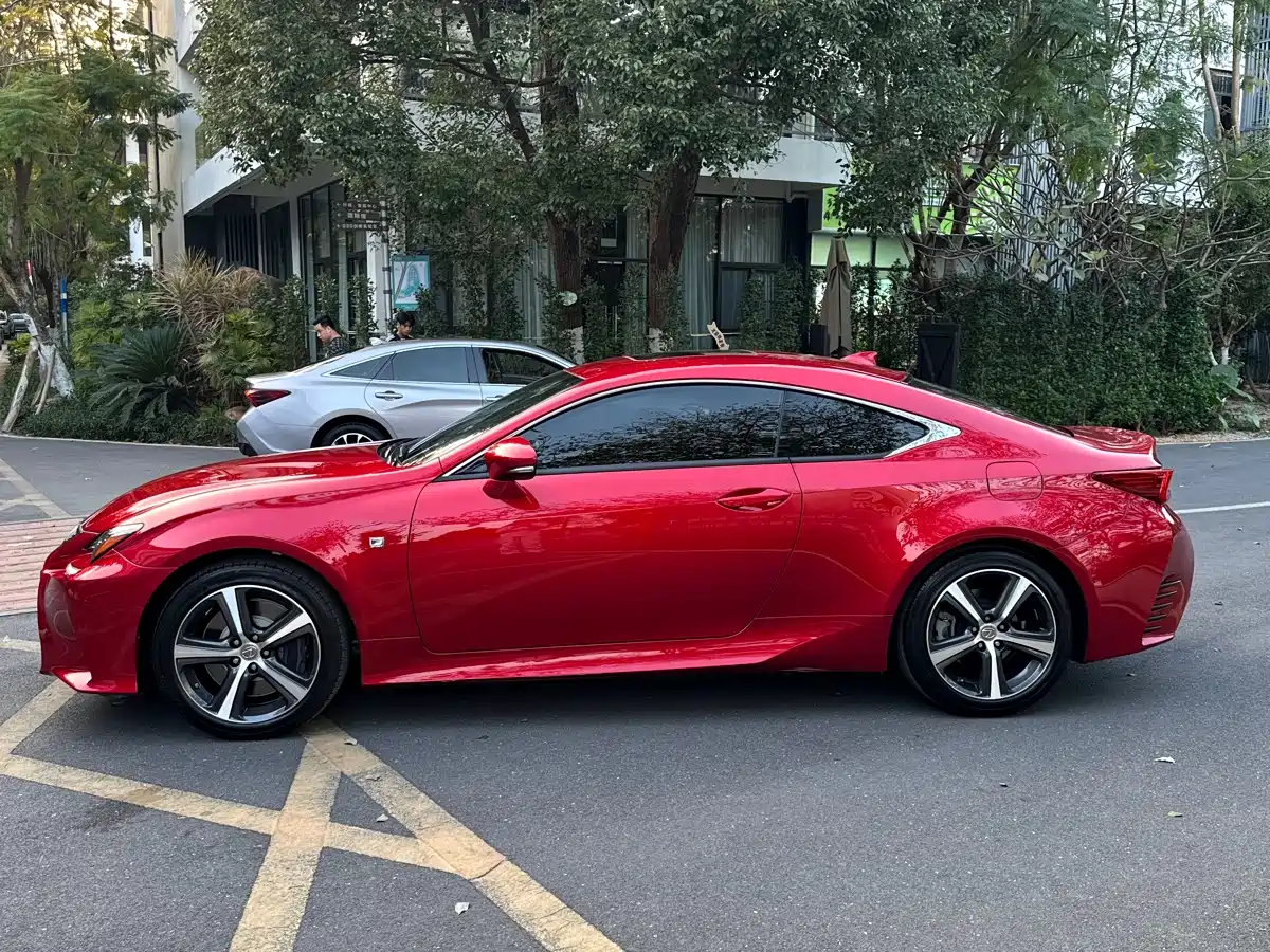 Lexus RC 2018 RC 300 F SPORT Edition фото 4