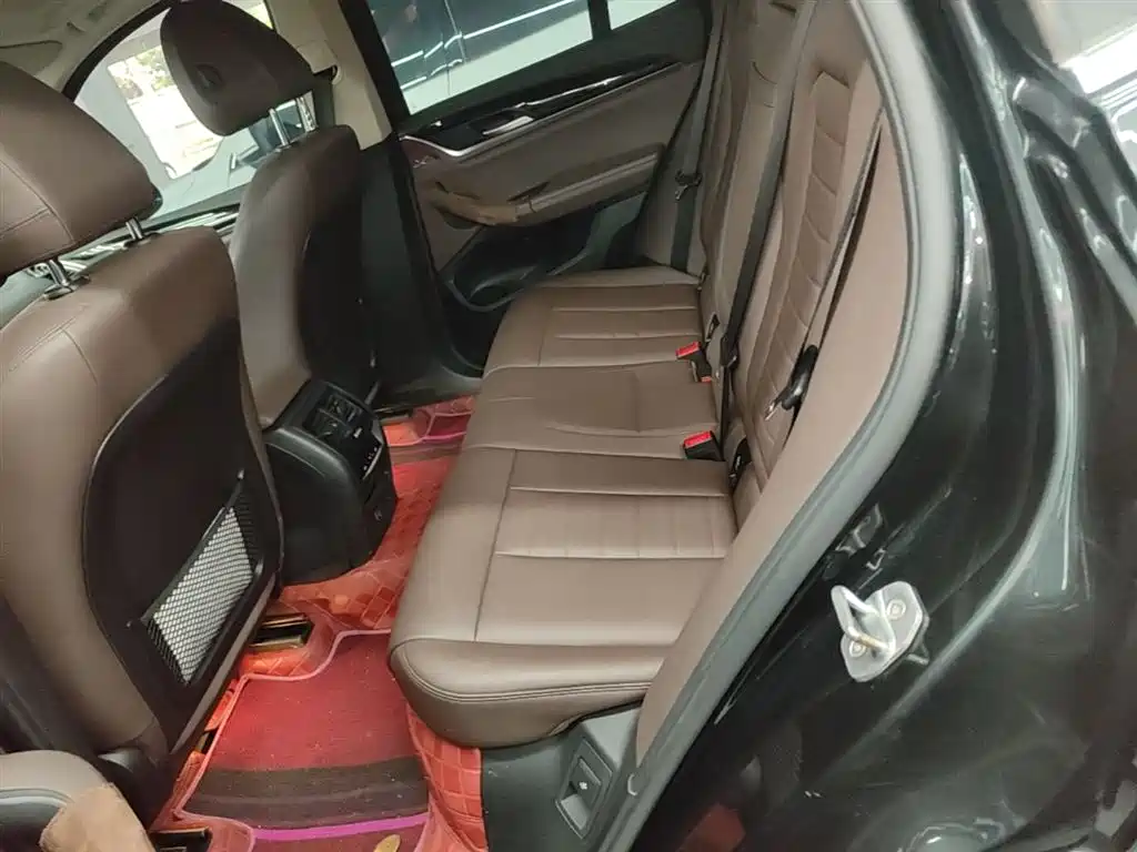 BMW X3 2019 xDrive25i Luxury Package фото 17