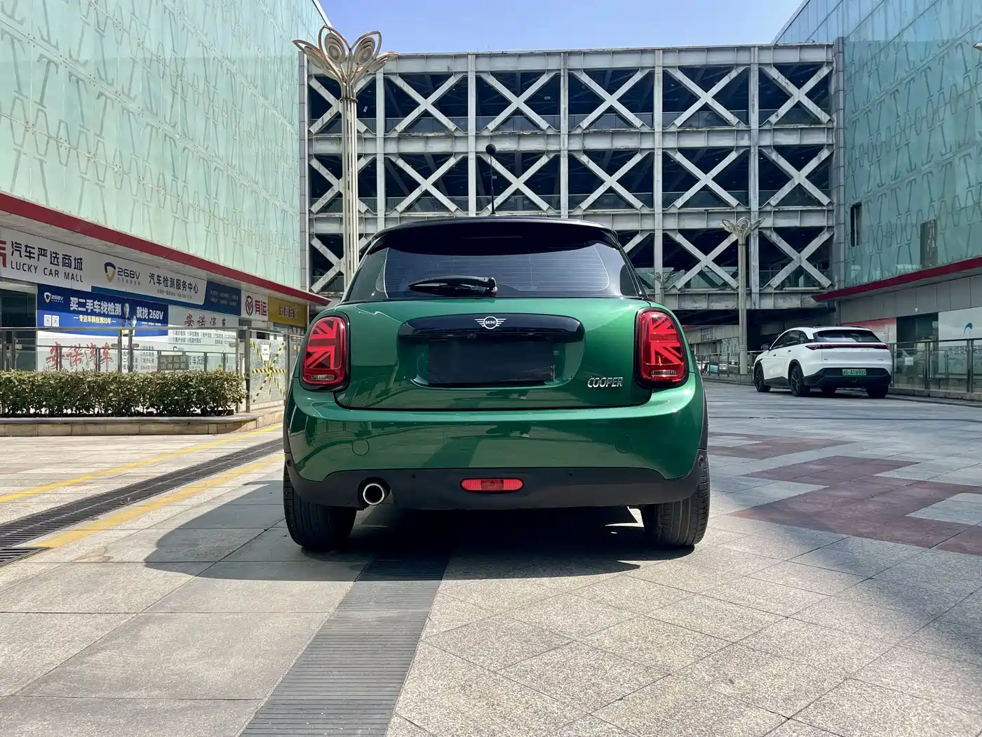 MINI 2021 1.5T COOPER Artist фото 14