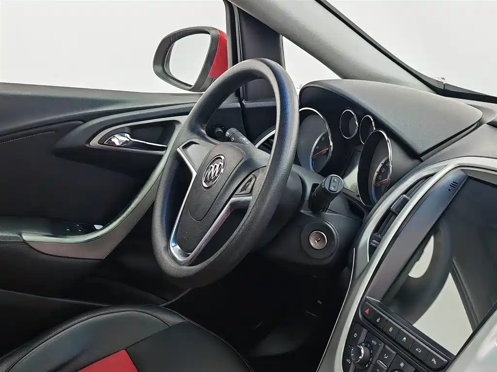 Buick Excelle 2014 XT 1.6L Automatic Fashion фото 22