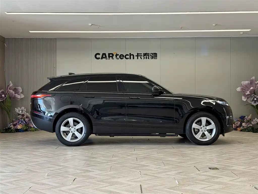 Land Rover Range Rover Velar 2019 250PS фото 4
