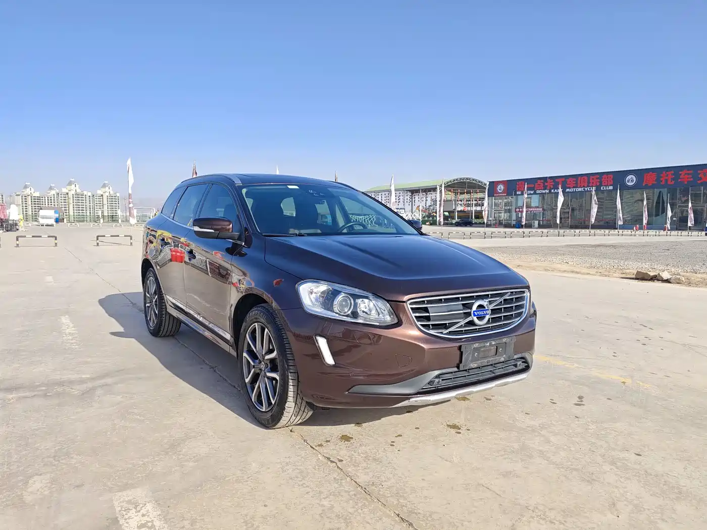 VOLVO XC60
