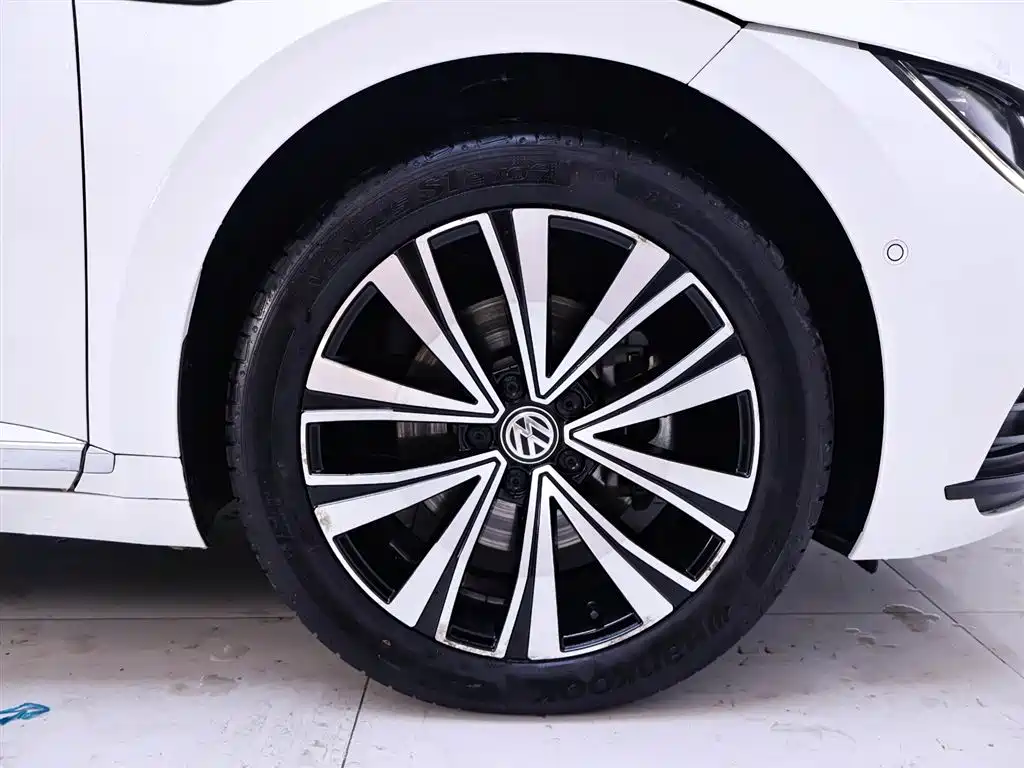 Volkswagen FAW-Volkswagen CC 2020 330TSI Glamour Version China VI фото 6