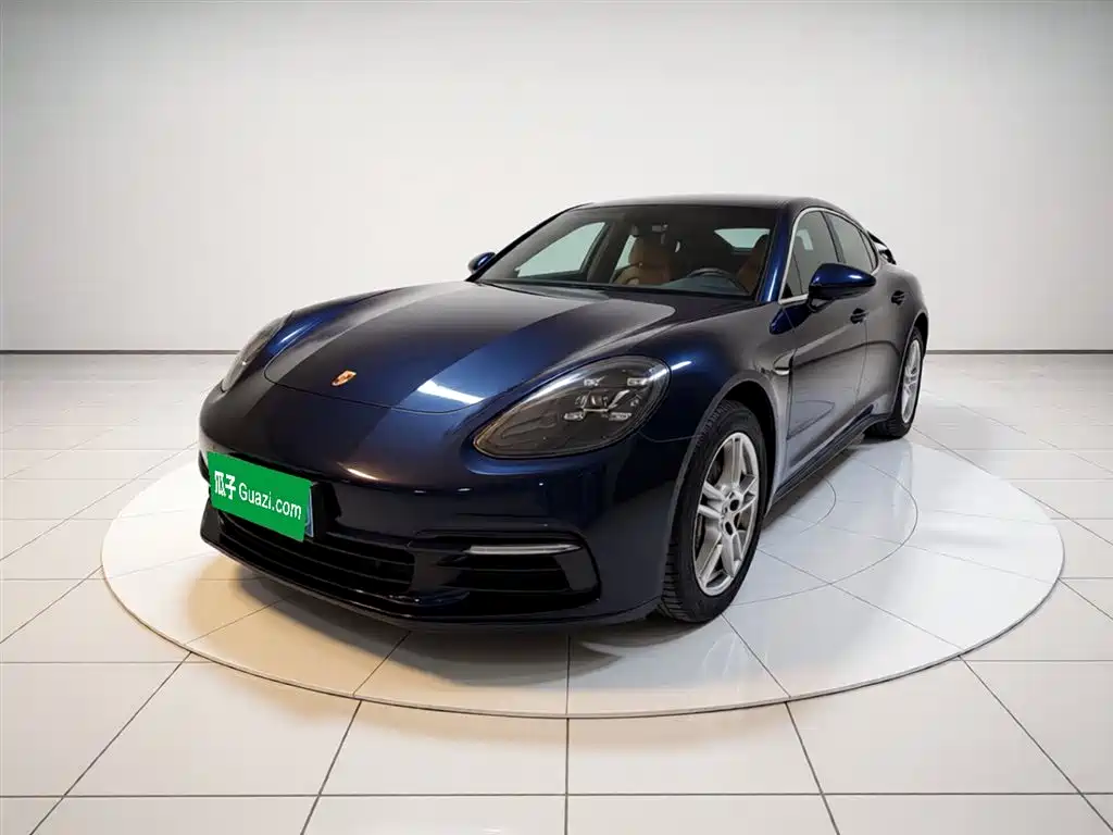 Porsche Panamera 2017 Panamera 3.0T фото 2