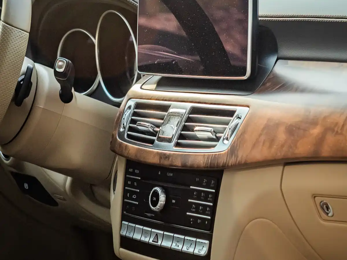 Mercedes-Benz CLS 2012 CLS 350 CGI фото 8