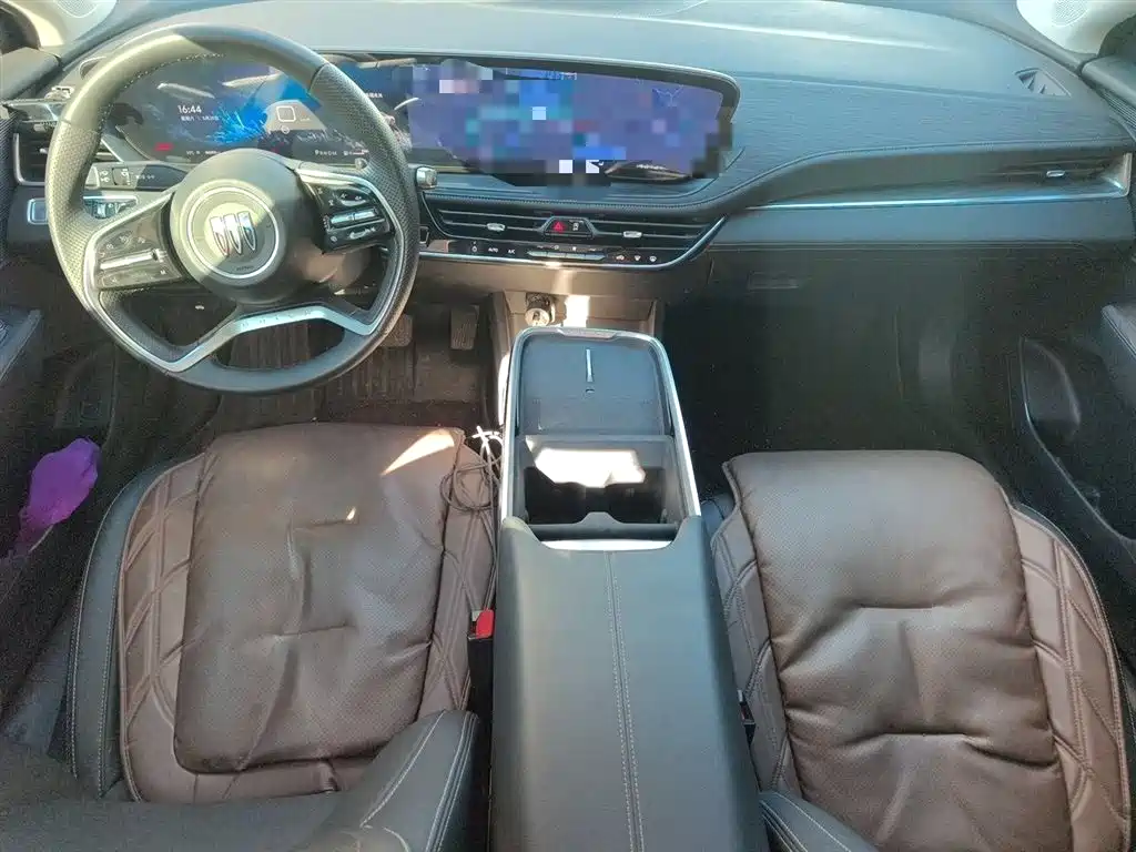 Buick LaCrosse 2025 2025 Model 28T Platinum Edition