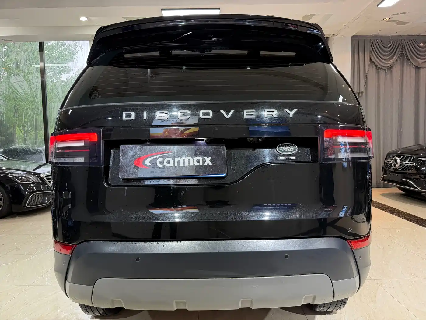 Land Rover Discovery 2018 3.0 SC V6 SE фото 7